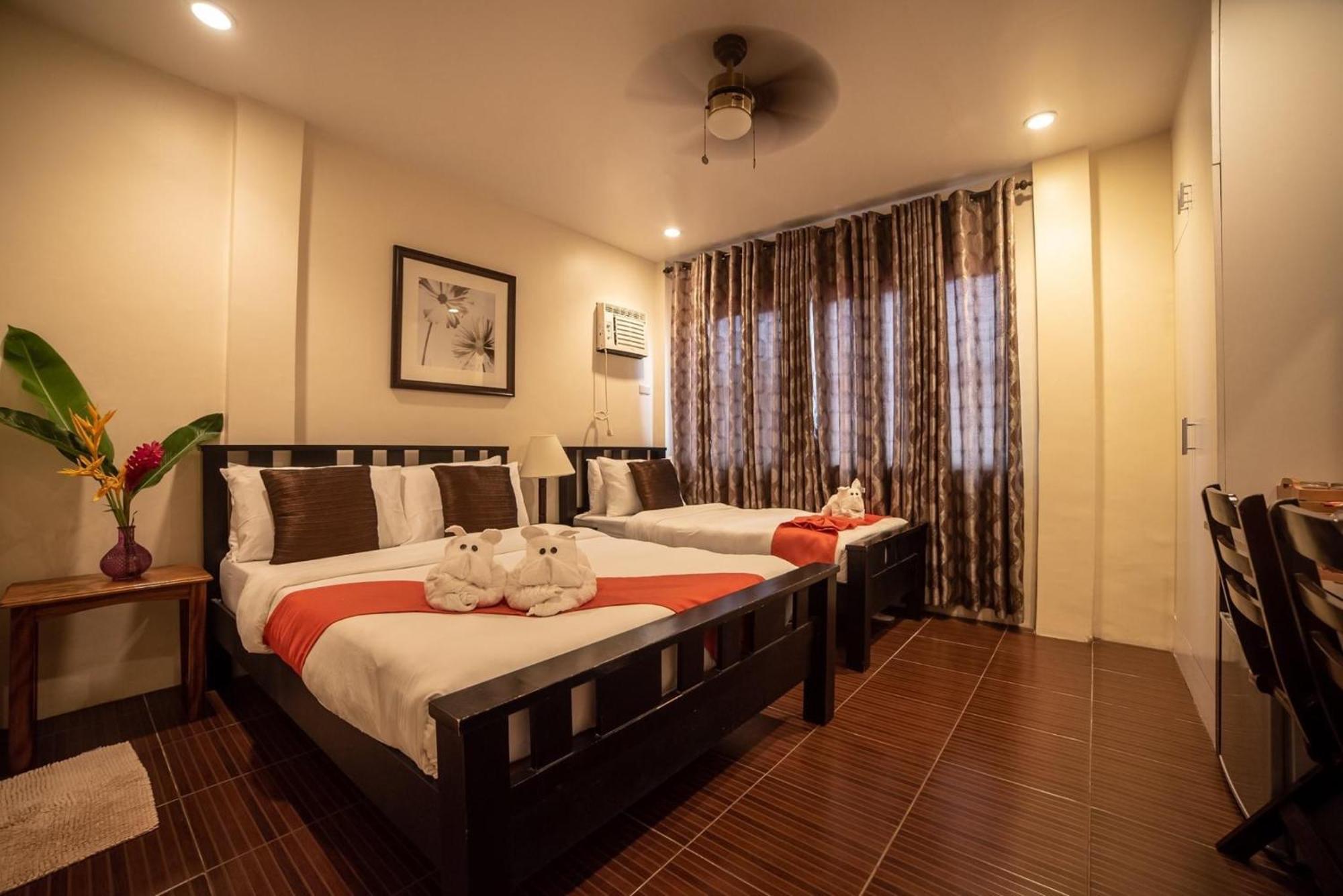 Amboy Hometel Basco Εξωτερικό φωτογραφία